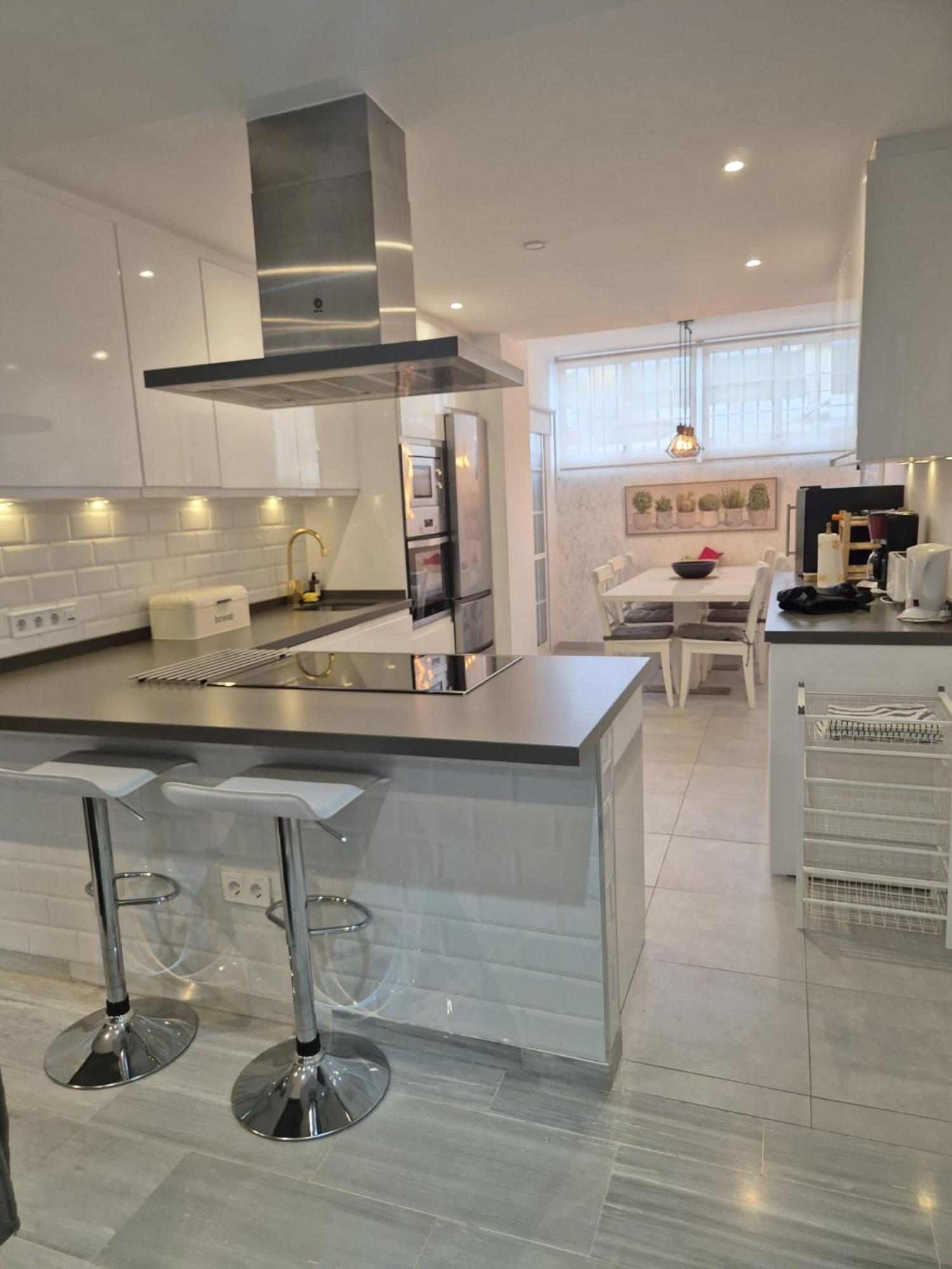 Luxurious Three Bedroom Duplex Apt Close To Beach Fuengirola Exteriér fotografie